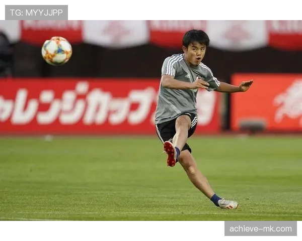 久保建英正式接棒皇社10号 新季肩负进攻核心使命