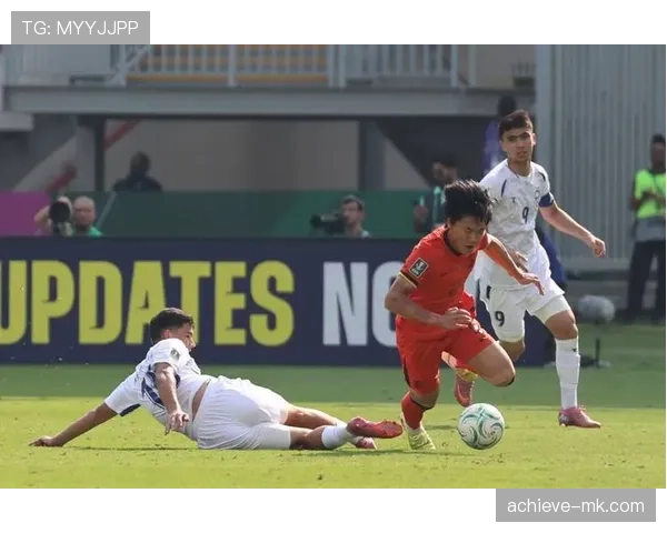 乌兹别克斯坦足球队亚运会表现出色 成功晋级下轮比赛