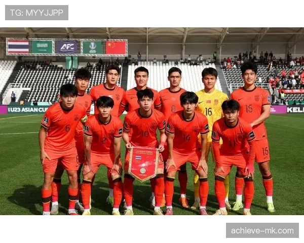 中国足球蓉城双子星携手闪耀，冬窗转会引热议