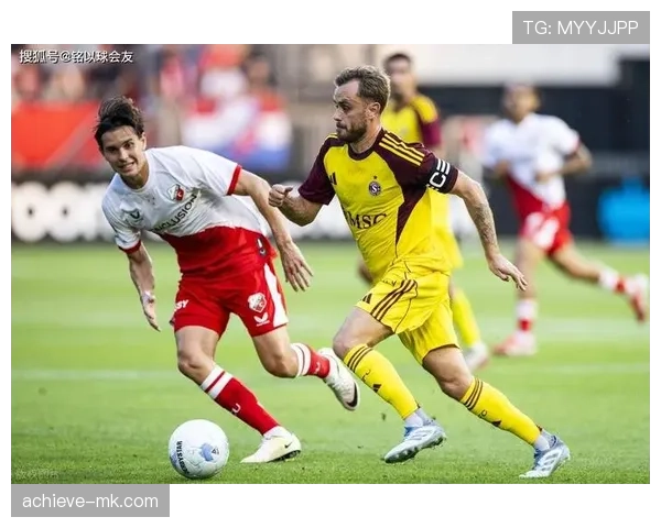 乌德勒支防线稳固助力球队联赛竞争力持续攀升 乌德勒支防线稳固助力球队联赛竞争力持续攀升