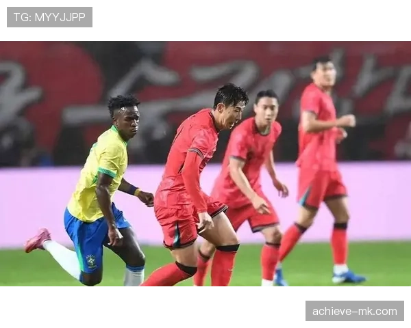 韩国队首尔世界杯主场表现稳健，赛季巅峰对决引万众期待