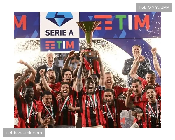 AC米兰高位压迫战术下，防线空当频现，快速反击威胁加剧